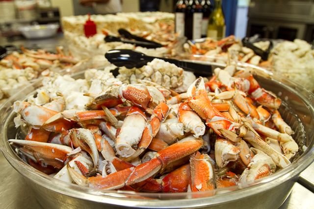 crabfeed2010047.jpg
