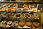 norasbakery04222009011_small.jpg